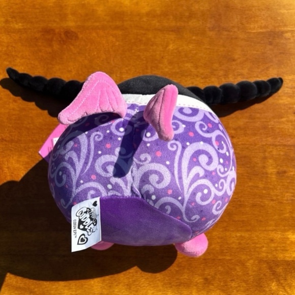 New Fresh Cuddles plush doll - Picture 2 of 12